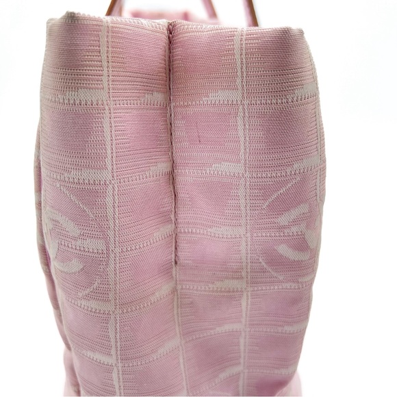 CHANEL Nylon Medium Travel Tote  Bag Pink - Picture 7 of 16